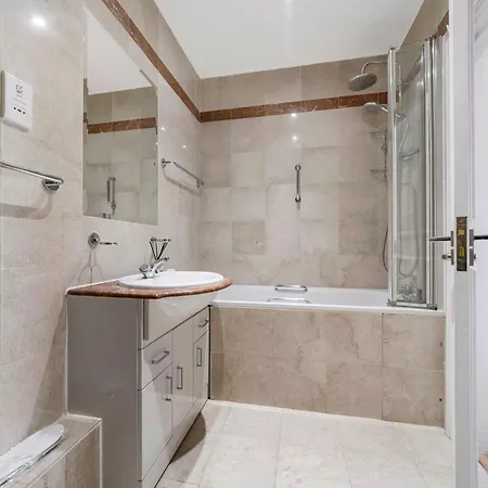 Spectacular 3 Bed In Berkeley Sq Mayfair London Exterior photo